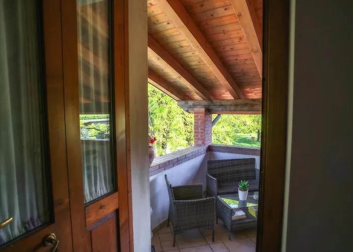 Fior Di Pesco ソンマカンパーニャ